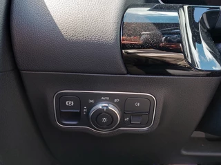 Mercedes-Benz B-Klasse Mercedes-Benz B-Klasse 180 136pk Automaat Launch Edition Premium Plus AMG-Line | Navi | Clima | Cruise | Led Matrix | Keyless Entry | Panorama Schuifdak | Pdc V+A+Assist+Camera | Privacy Glass | 19''lm - afbeelding nr 19