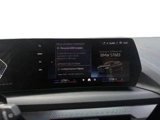 BMW 1 Serie BMW 1-serie 120 | M-Sport Pro | Aero Pakket | Harman/Kardon | Head-Up Display | Pano| Trekhaak | Shadow Line | Cruise Control - afbeelding nr 32