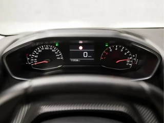 Peugeot 208 (APPLE CARPLAY, GROOT NAVI, LM VELGEN, PARKEERSENSOREN, SPORTSTOELEN, CRUISE, LANE ASSIST, ELEK PAKKET, NIEUWSTAAT) - afbeelding nr 20