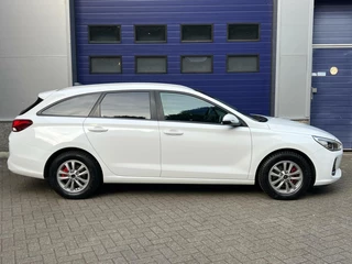 Hyundai i30 Hyundai i30 Wagon 1.0 T-GDI Comfort 120 PK l Cruise l - afbeelding nr 6
