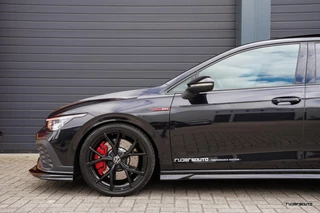 Volkswagen Golf Volkswagen Golf 8 GTI Clubsport | Pano | Matrix IQ | Alcantara | ACC | Rijdersauto Edition | Deep Black Pearl | Fabrieksgar. 2027 - afbeelding nr 14