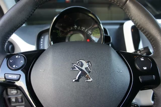 Peugeot 108 Peugeot 108 1.0 VTi **lage km** Airco|Cabrio- Vouwdak|Velgen - afbeelding nr 7