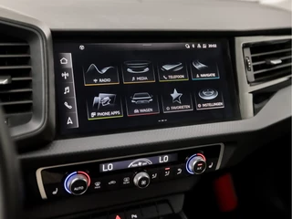 Audi A1 Sportback Audi A1 Sportback 25 TFSI Advanced Sport Automaat (GROOT NAVI, APPLE CARPLAY, DIGITAAL DASHBOARD, CRUISE, STOELVERWARMING, SPORTSTOELEN, NIEUWE APK, NIEUWSTAAT) - afbeelding nr 23