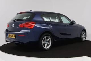 BMW 1 Serie BMW 1-serie 118i Corporate Lease Executive (PARKEERSENSOREN, NAVIGATIE, CRUISE CONTROL, AUTOMAAT, NL-AUTO) - afbeelding nr 9