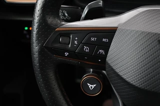 CUPRA Leon CUPRA Leon 1.4 e-Hybrid VZ Performance | Panoramadak | Stoel & stuurverwarming | Carplay | Camera | Adaptive cruise | Keyless | Navigatie | PHEV - afbeelding nr 16
