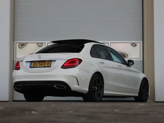 Mercedes-Benz C-Klasse Mercedes C-klasse 180 Business Solution AMG Plus Upgrade Edition | Panoramadak | Night pakket | Apple Carplay | dodehoekdetectie | - afbeelding nr 2