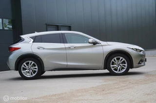 Infiniti Q Infiniti Q30 1.6t Prem.|Sportief, GLA genen, Zuinig stijlvol - afbeelding nr 5