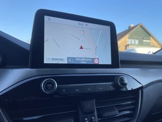 Ford Kuga Stuurwiel verwarmd | Navigatie | Achterbank verwarmd - afbeelding nr 28