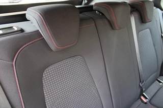 Ford Focus Ford Focus Wagon 1.5 EcoBoost ST Line Business | Trekhaak | Camera | Winterpack - afbeelding nr 44