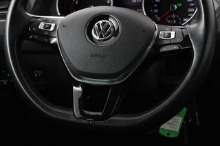 Volkswagen Tiguan Volkswagen Tiguan 1.4 TSI Connected Series | Trekhaak | Carplay |  Camera | Navigatie | Climate control | Park Assist | Climate control - afbeelding nr 8