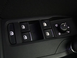 CUPRA Leon CUPRA Leon 1.4 e-Hybrid VZ Business Panoramadak | LED | CarPlay |  Sfeerverlichting | Stuur- en stoelverwarming | Camera | Adaptive Cruise | Dodehoek Detectie | LMV - afbeelding nr 37