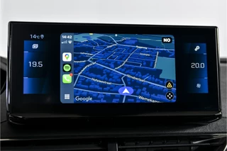 Peugeot 5008 | Dig. Cockpit | Adapt. Cruise | Stoelverw. | PDC | Camera | NAV + App. Connect | ECC | Elek. Klep | LM 19