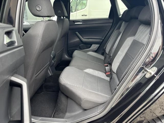 Volkswagen Polo Volkswagen Polo 1.0 TSI Highline Business (3x) R-Line AppleCarPlay/ AndroidAuto/ Adaptieve Cruise Control/ 'Sport Select' onderstel/ 17