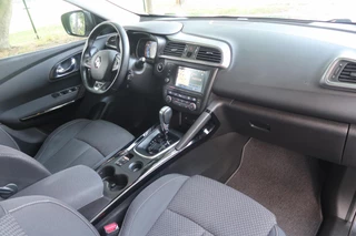 Renault Kadjar Renault Kadjar 1.2 TCe Aut NAVIGATIE|TREKHAAK|CAMERA|KEYLESS|CARPLAY|GOED ONDERHOUDEN - afbeelding nr 28