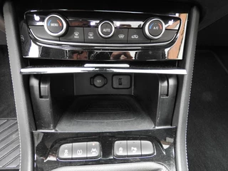 Opel Grandland X Opel Grandland X 1.2 Turbo Bus. Ex., airco, Pdc,CC, stoelen stuur verw., etc - afbeelding nr 22