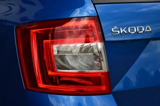 Škoda Octavia Škoda Octavia Combi 1.0 TSI DSG Greentech Pano/Camera/Leer/LED - afbeelding nr 23