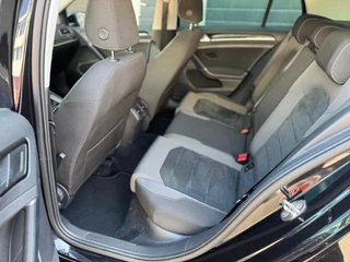 Volkswagen Golf Volkswagen Golf 1.5 TSI Highline Business R - afbeelding nr 9