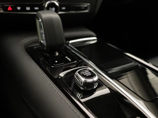 Volvo S60 Volvo S60 T6 PLUG-IN HYBRID LONG RANGE ULTIMATE BRIGHT TREKHAAK SCHUIFDAK - afbeelding nr 28