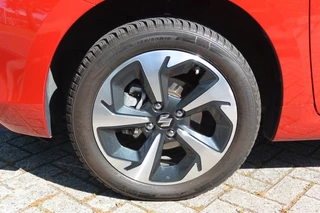Suzuki Swift Suzuki Swift 1.2 Style AllGrip (4x4) 5-deurs Smart Hybrid Navigatie/Cruise - afbeelding nr 15