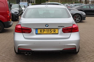 BMW 3 Serie BMW 3 Serie 330e Centennial Exe. M Sport / Schuifdak / Alcantara / 18'' / Navigatie / Parkeerhulp achter / Cruise Control - afbeelding nr 14