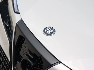 Alfa Romeo Junior Alfa Romeo Junior 1.2 Turbo 136 PK Ibrida Speciale | Techno | Direct Leverbaar - afbeelding nr 3