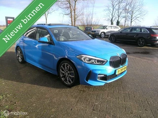 BMW 1 Serie BMW 1-serie 118i M Sport Full Options ACC/Pano/Stoelverw/NAP - afbeelding nr 3