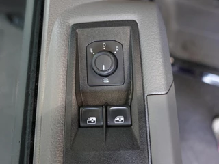Volkswagen Crafter Volkswagen Crafter 2.0 TDI 177pk Automaat L3H3 / L2H2 Highline Airco App-connect ACC Camera Trekhaak - afbeelding nr 16