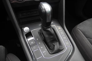 Volkswagen Tiguan Allspace Volkswagen Tiguan Allspace 1.5 TSI Highline Business R 7p. / Panoramadak / Camera / 20'' / Virtual Cockpit / DAB / Stoelverwarming / ACC / Spiegelpakket - afbeelding nr 23