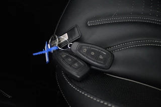 Ford Focus Ford Focus 1.0 EcoBoost Titanium Business (PANORAMADAK, TREKHAAK, ACHTERUITRIJCAMERA, STOEL/STUUR VERWARMING, SFEER) - afbeelding nr 24