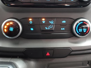 Ford Transit Custom Ford Transit Custom L2H1 Automaat Dubbele cabine Trend Navi Trekhaak Cruise Control Parkeersensoren Airco Bluetooth Euro6 - afbeelding nr 28