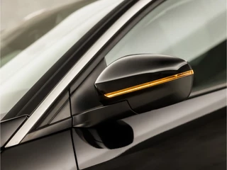 Peugeot 5008 (APPLE CARPLAY, GROOT NAVI, TREKHAAK, LEDEREN SPORTSTOELEN, 360 CAMERA, ADAPTIVE CRUISE, GETINT GLAS, PARKEERSENSOREN, NIEUWE APK, NIEUWSTAAT) - afbeelding nr 30