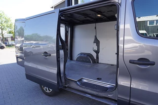 Opel Vivaro Opel Vivaro 1.6 CDTI 126PK EURO 6 - Airco - Navi - Cruise - Stoelverwarming - €10.900,- Excl. - afbeelding nr 9