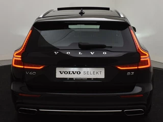 Volvo V60 Volvo V60 B3 AUT(8) INSCRIPTION SCHUIFDAK HARMAN KARDON ACC BLIS TREKHAAK - afbeelding nr 5