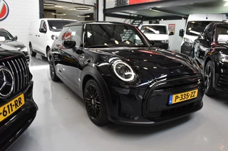 MINI Electric MINI Electric Mini Resolute edition 33 kWh Pano automaat resolute edition 135kw 1e eigenaar n.a.p. Pano / Leder / Harman Kardon / Head Up / Camera / Keyless - afbeelding nr 3