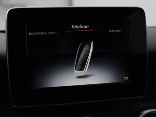 Mercedes-Benz A-Klasse Mercedes-Benz A-klasse 180 Urban | Stoelverwarming | Navigatie |  Sportstoelen | Half leder | Cruise control | Park Assist | Airco | Bluetooth - afbeelding nr 18