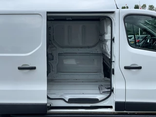 Nissan NV300 Nissan NV300 L2H1AIRCO PDC TREKHAAK 97.000KM - afbeelding nr 20