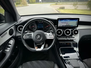 Mercedes-Benz GLC Mercedes GLC-klasse 300e 4MATIC AMG Panoramadak|Camera 360°|Sfeerverlichting|Night pakket|AppleCarplay - afbeelding nr 28