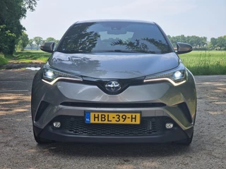 Toyota C-HR Toyota C-HR 1.8 Hybrid Executive | 24mnd Garantie | Incl. Beurt & APK | - afbeelding nr 2