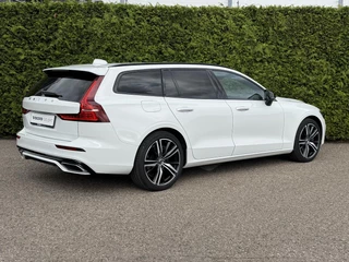 Volvo V60 Volvo V60 T6 Recharge AWD R-Design | Long Range | H&K Audio | Getint glas | 360 Camera - afbeelding nr 7