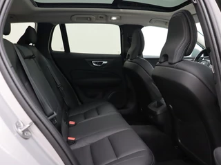 Volvo V60 Volvo V60 Cross Country B5 AUT(8) PLUS BRIGHT SCHUIFDAK ACC BLIS KEYLESS 360GR CAM - afbeelding nr 8