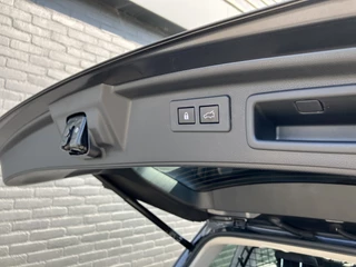 Subaru Forester Subaru Forester 2.0i e-BOXER Sport AWD AUT. | 1e eigenaar | dealer onderhouden | panoramadak | trekhaak | navigatie - afbeelding nr 24