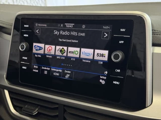 Volkswagen T-Roc Volkswagen T-Roc Cabrio TSI VIR.COCKPIT CARPLAY NAVI IQ.LED STOEL/STUUR.VERW DAB ADAP.CRUISE 05/2024 