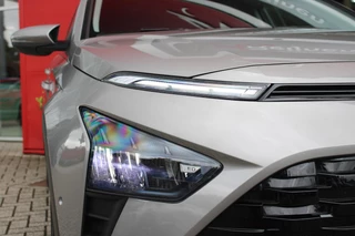 Hyundai Bayon Hyundai Bayon 1.0 T-GDI 100PK AUTOMAAT PREMIUM | ACHTERUITRIJ CAMERA | CLIMATE CONTROL | SFEER VERLICHTING | LED KOPLAMPEN | BOSE AUDIO | STOEL/STUUR VERWARMING | DODEHOEK DETECTIE | KEYLESS ENTRY/START | PARKEERSENSOREN VOOR EN ACHER | APPLE CARPLAY/ANDROID AUTO | DRAADLOZE TEEFOONLADER | - afbeelding nr 10