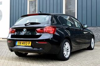 BMW 1 Serie BMW 1 Serie 118i Sport-Line Rijklaarprijs-Garantie Navigatie Led Sport Interieur Airco - afbeelding nr 5