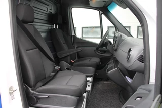 Mercedes-Benz Sprinter - Airco - Navi - Cruise - € 18.900, Excl. - afbeelding nr 8