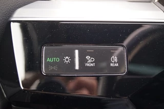 Audi e-tron Audi e-tron 55 Quattro 95kWh S-Line -PANO-ECC-NAVI-PDC- - afbeelding nr 17
