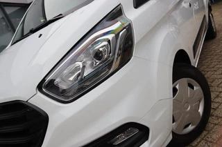 Ford Transit Custom Ford Transit Custom 320 2.0 TDCI L2H1 / LED / CARPLAY / STOELVERW / TREKHAAK / 16'' - afbeelding nr 2