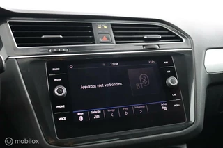 Volkswagen Tiguan Volkswagen Tiguan 1.5 TSI 150 Pk ACT Comfortline Business | Vol Opties | Apple car-play | Elektr. A.Klep | NL Auto | DEALER-STAAT - afbeelding nr 45