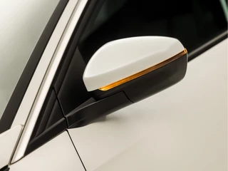 Peugeot 5008 Automaat (APPLE CARPLAY, STOELVERWARMING, LEDER, GROOT NAVI, 360 CAMERA, KEYLESS, SPORTSTOELEN, GETINT GLAS, CRUISE, NIEUWE APK, NIEUWSTAAT) - afbeelding nr 32