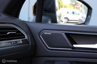 Volkswagen Tiguan Volkswagen Tiguan 1.5 TSI ACT Highline R-LINE HUD VIRTUAL DASHBOARD - afbeelding nr 18